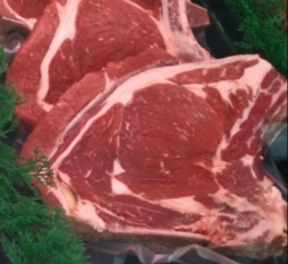 Côte de bœuf 0,9kg à 1,5kg (27.9€ le kilo)
