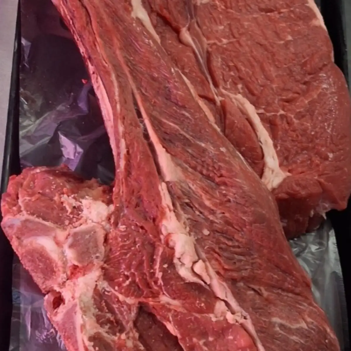 Tomahawk 2,5kg à 3,5kg (25.9€ le kilo)